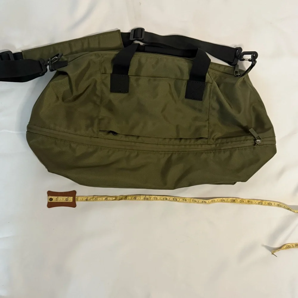 Victorinox Olive Green Expandable Weekend Bag